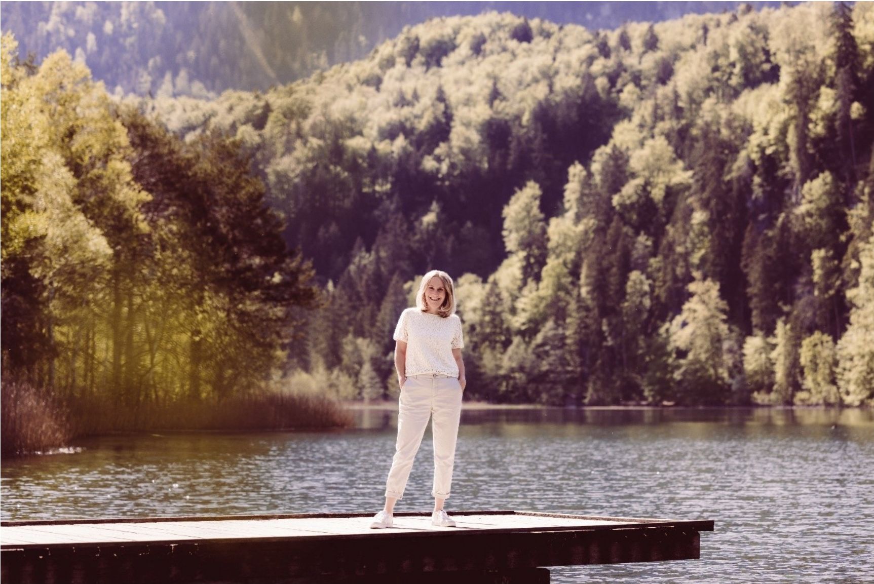 Leonie an einem See